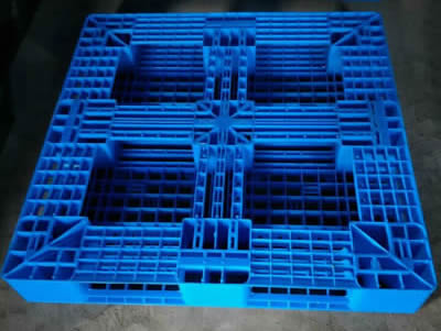 國內(nèi)塑料托盤的發(fā)展前景