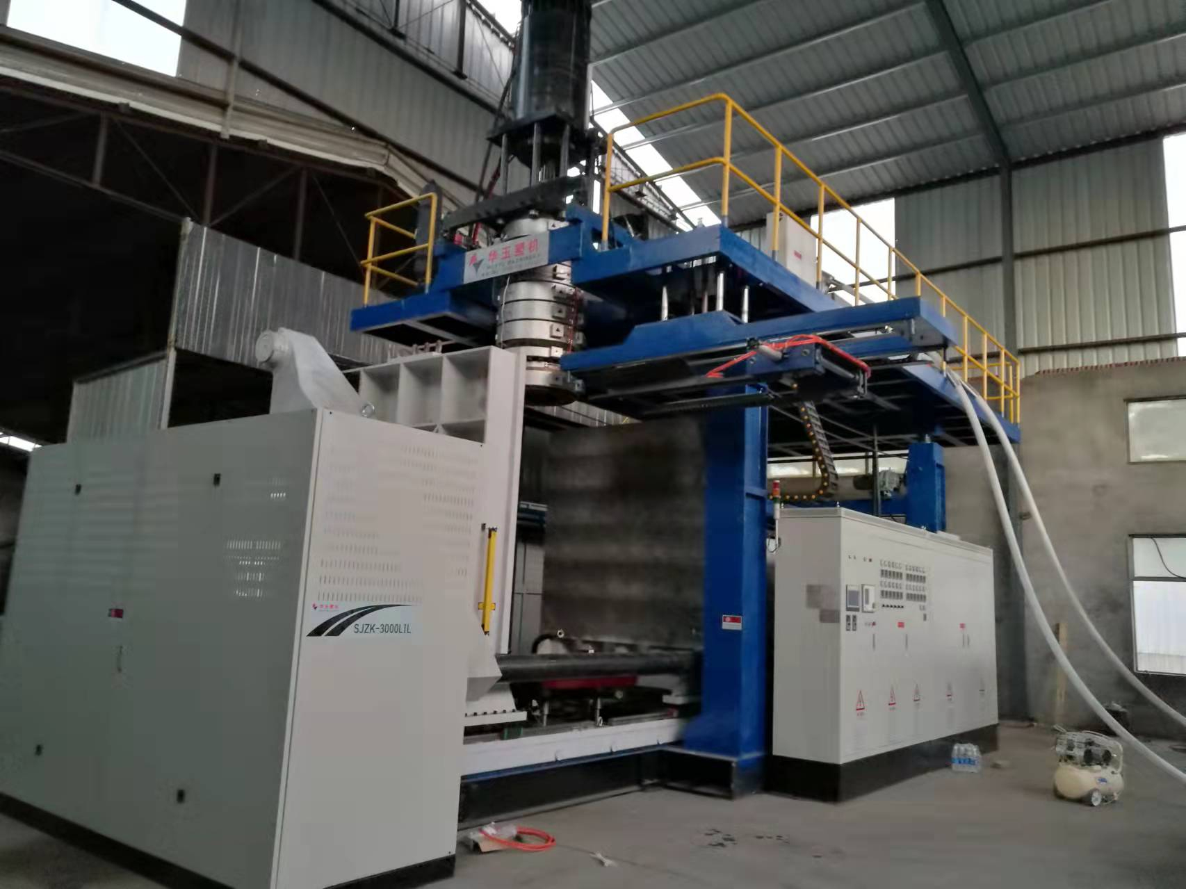 山東辰鳴塑業(yè)專注于托盤行業(yè)多年，現(xiàn)有多套先進的生產(chǎn)線